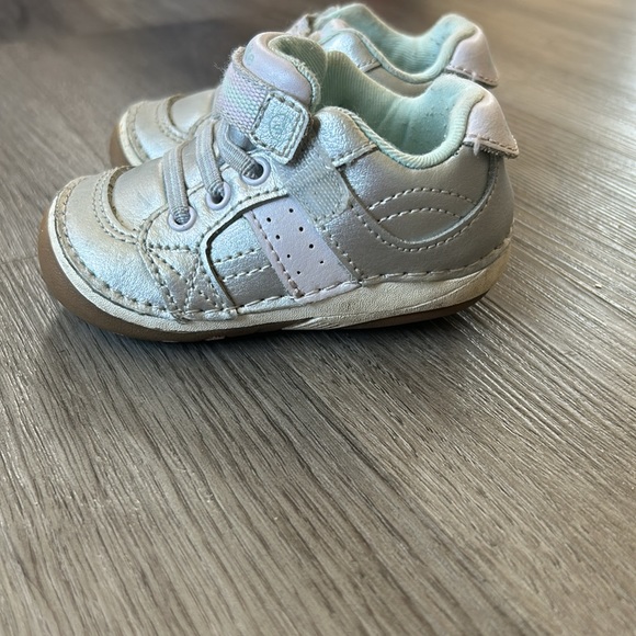STRIDE RITE SOFT MOTION TODDLER SHOE - Picture 4 of 8